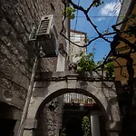 Apartment Tin Trogir