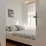 Tin Apartment *