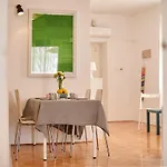 Tin Apartament